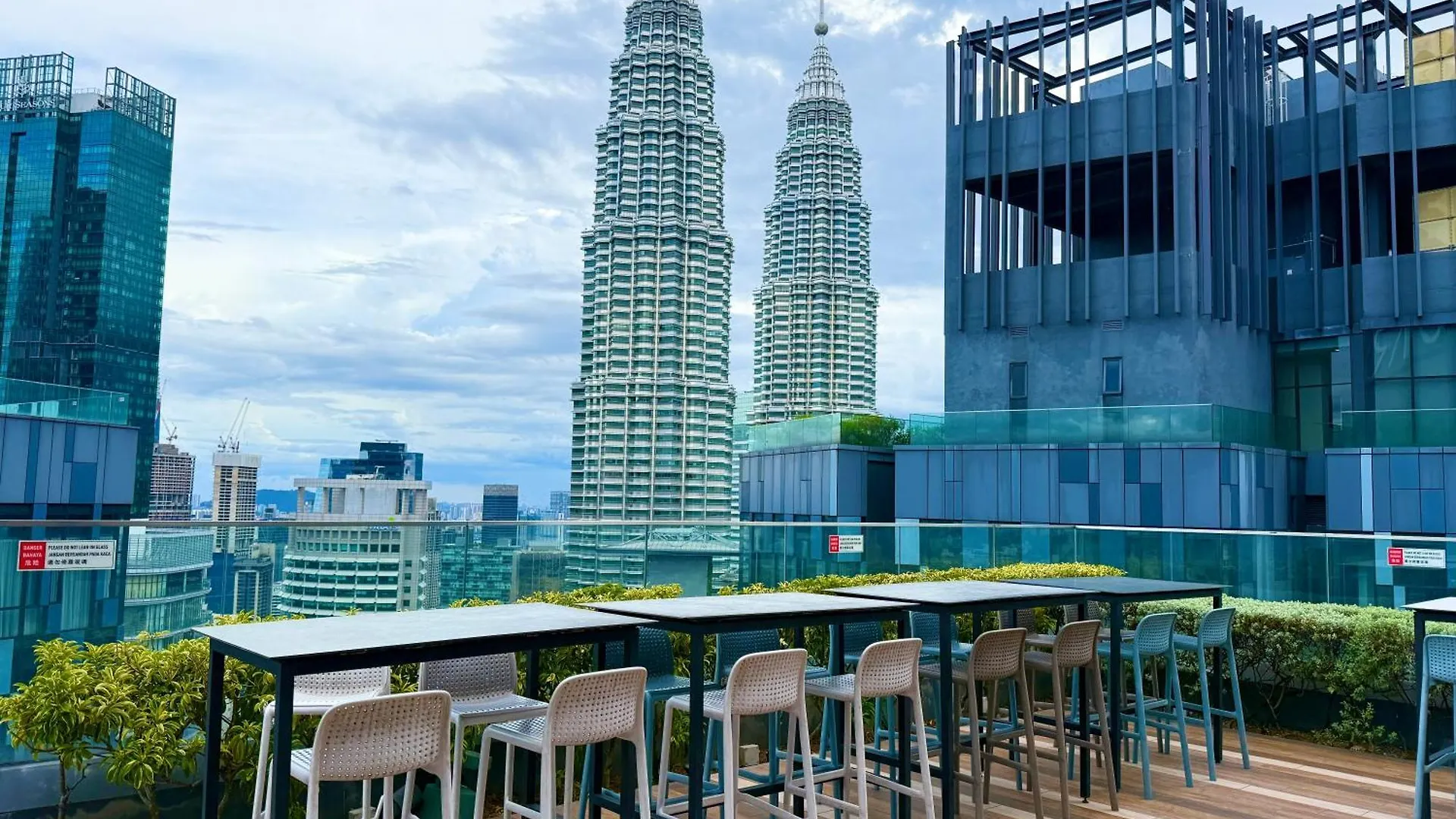 Star Suites Klcc By Flixses Kuala Lumpur