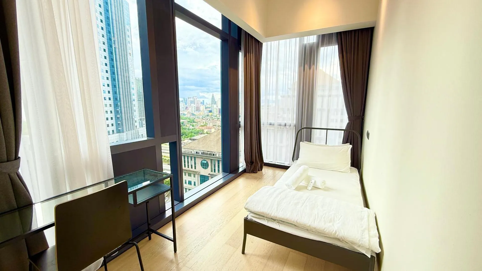 Star Suites Klcc By Flixses Kuala Lumpur